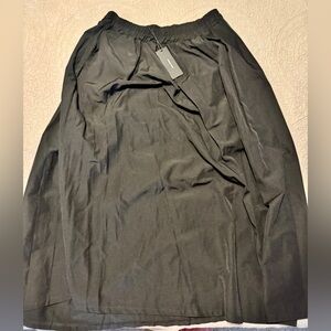 NWT Vera Moda black skirt L
